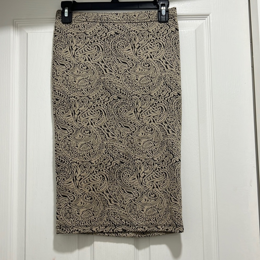 Pencil skirt